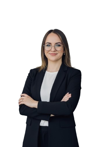 Chantelaine De Lange - Finance and Commissions Administrator